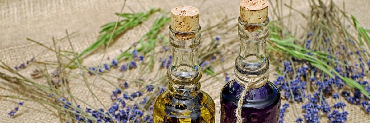 Badeöl und Lavendel